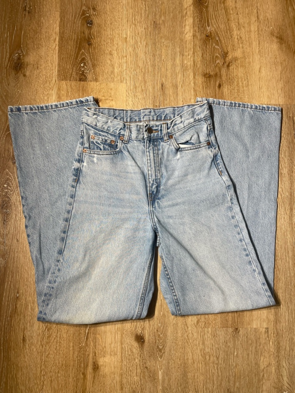 Light Wash Classic Straight Leg Jeans - Light Blue